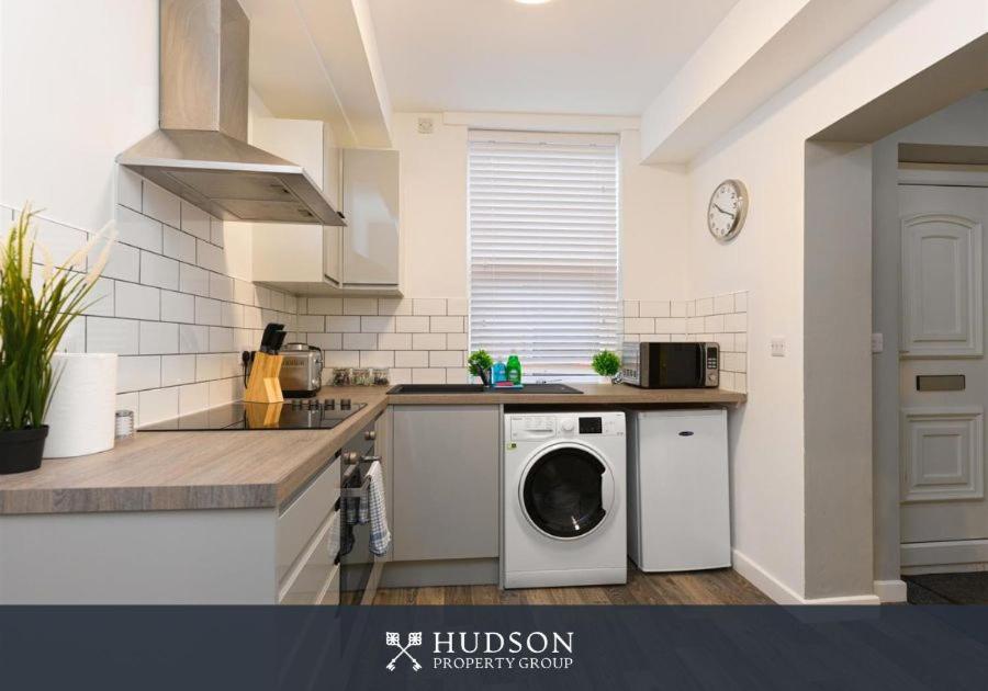 Castle Street Serviced Apartment Telford Bagian luar foto