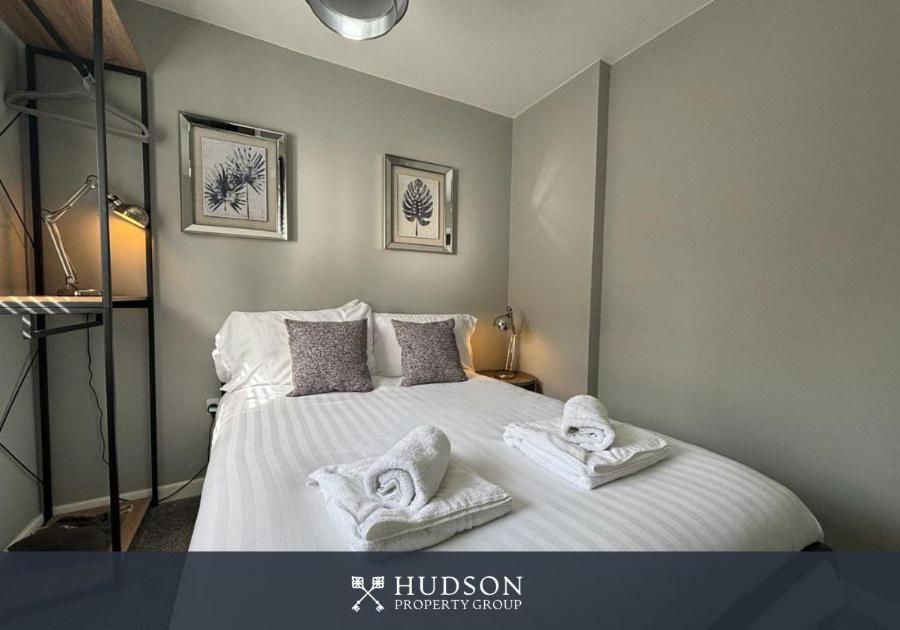 Castle Street Serviced Apartment Telford Bagian luar foto