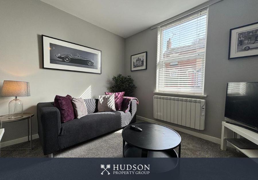 Castle Street Serviced Apartment Telford Bagian luar foto