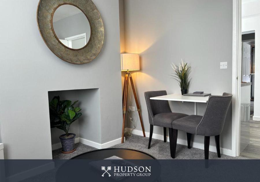 Castle Street Serviced Apartment Telford Bagian luar foto